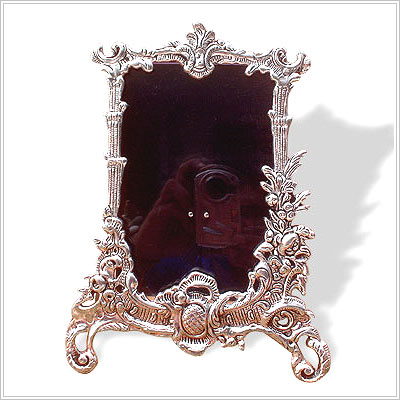 DECORATIVE FRAMES